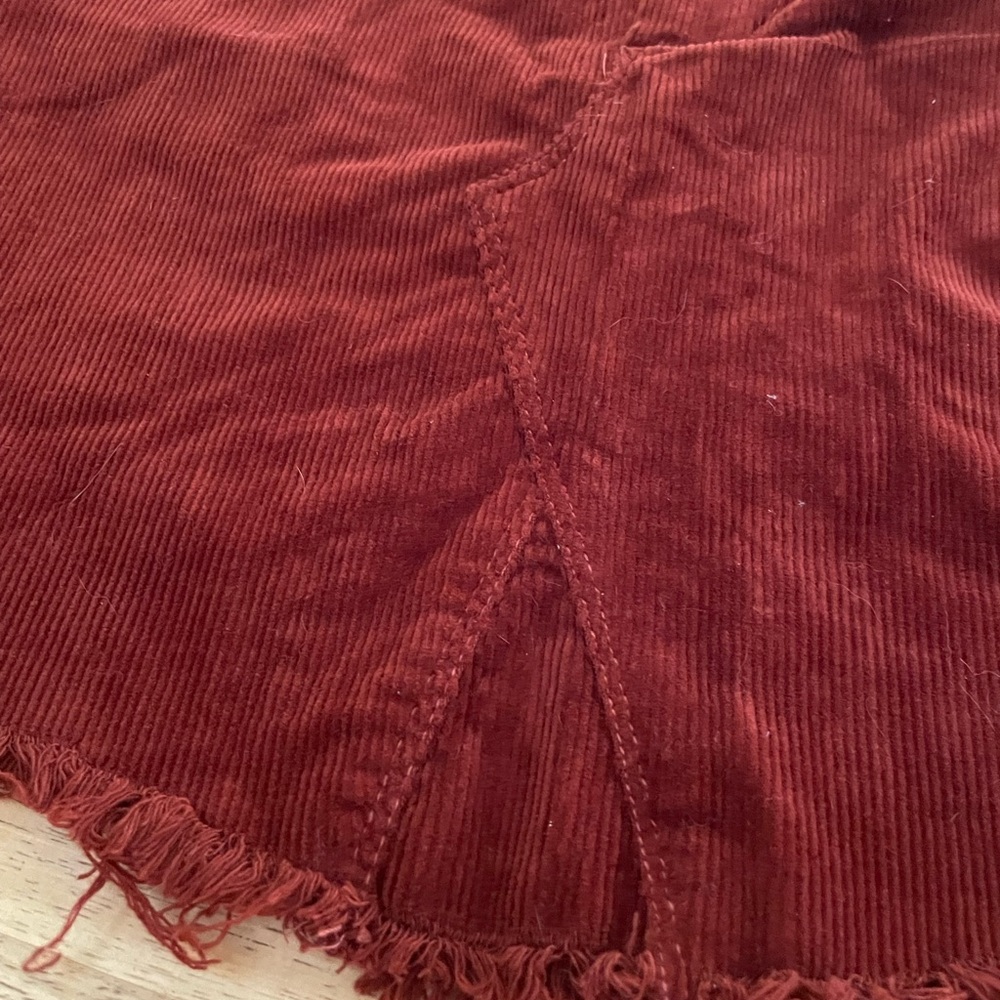 Love Tree rust corduroy mini skirt cotton spandex size SMALL belt loops 5 pocket - Picture 11 of 13
